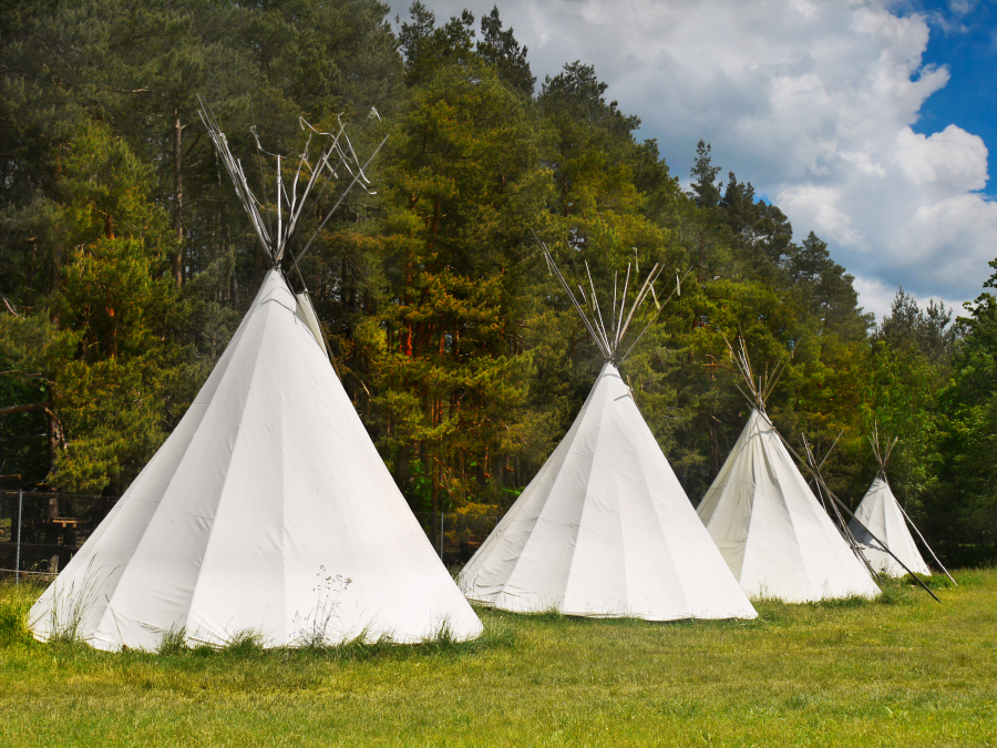 camping Auvergne insolite